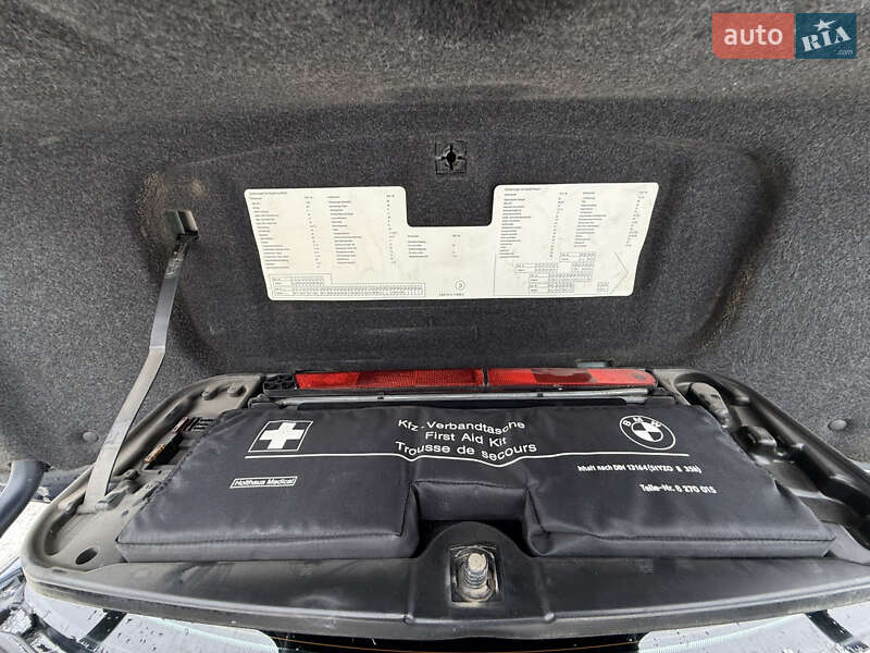 Седан BMW 5 Series 2004 в Каменец-Подольском