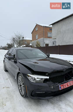 Седан BMW 5 Series 2017 в Львові