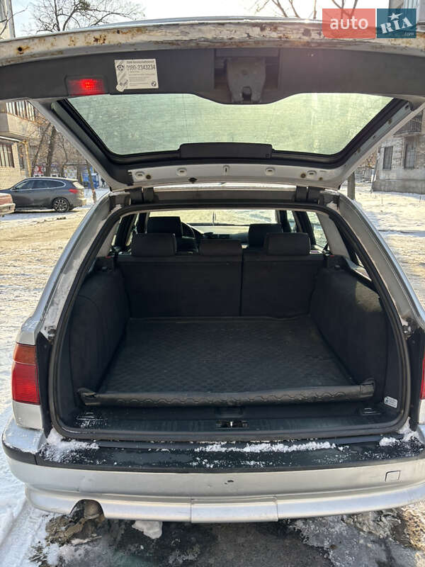 Универсал BMW 5 Series 1999 в Киеве