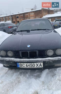 Седан BMW 5 Series 1993 в Львові