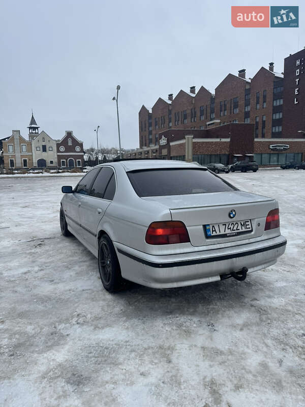 Седан BMW 5 Series 1999 в Києві