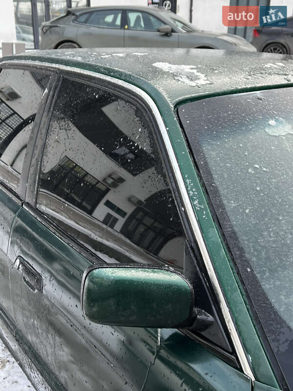 Седан BMW 5 Series 1991 в Вишневом