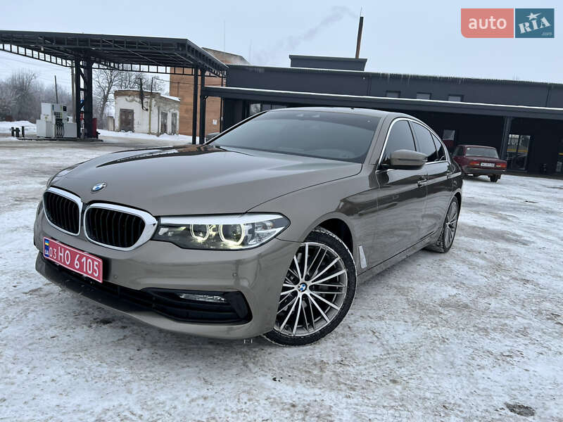 Седан BMW 5 Series 2017 в Нововолынске