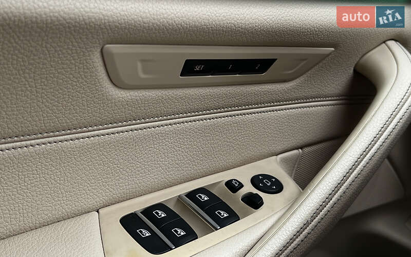 Седан BMW 5 Series 2017 в Львове