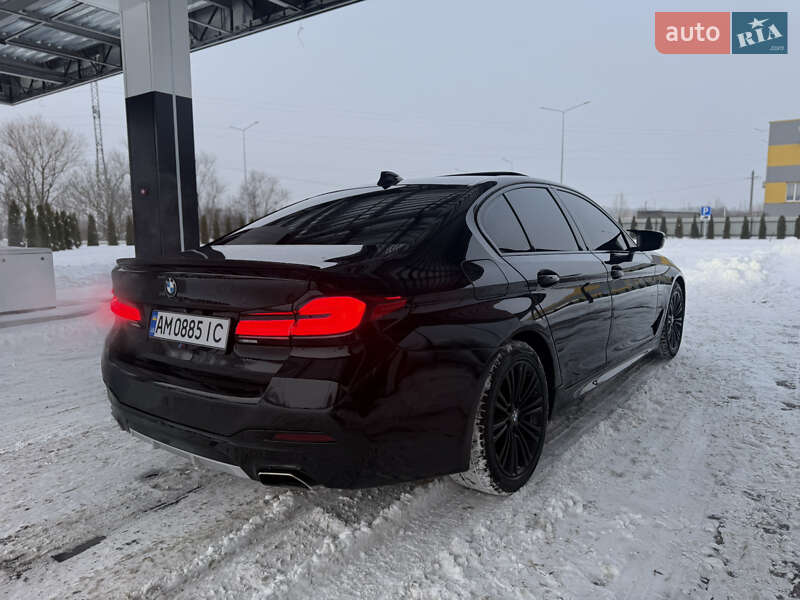 Седан BMW 5 Series 2017 в Звягеле
