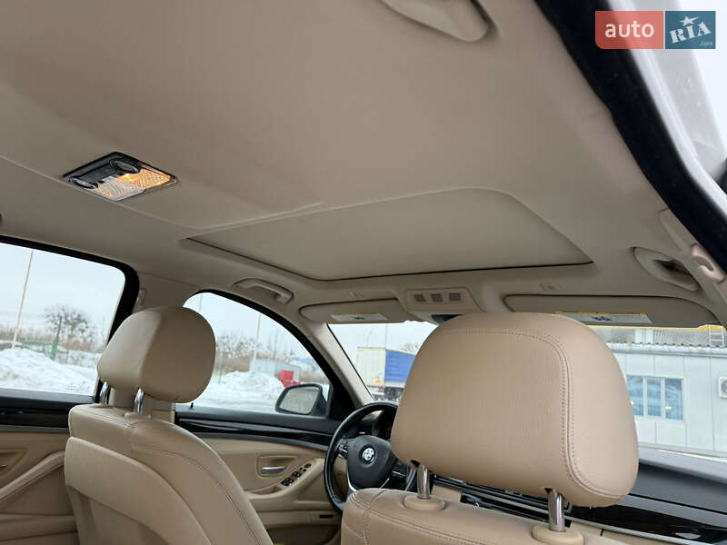 Седан BMW 5 Series 2015 в Луцке
