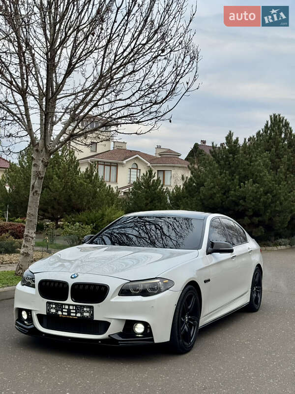 Седан BMW 5 Series 2014 в Одессе