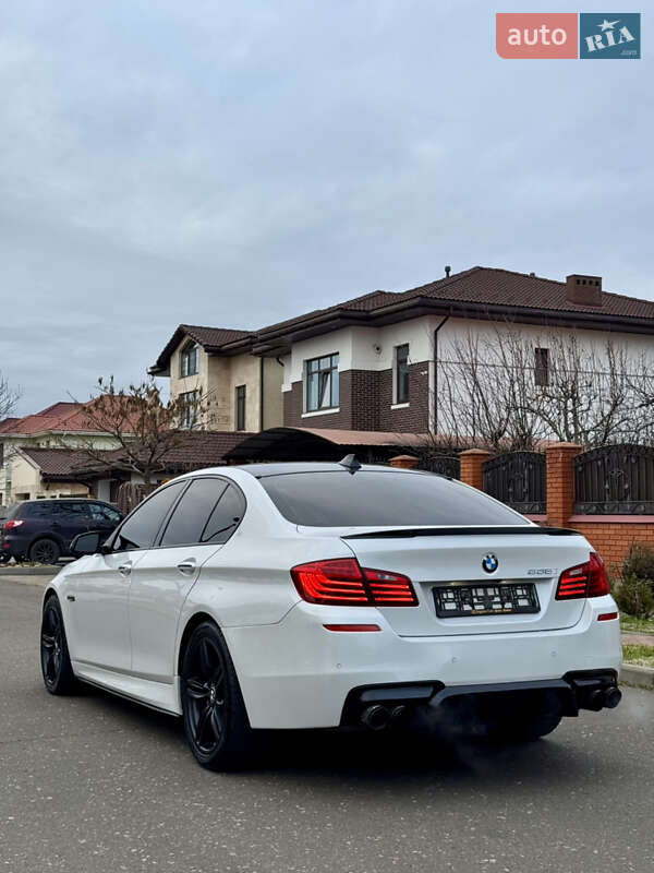 Седан BMW 5 Series 2014 в Одессе