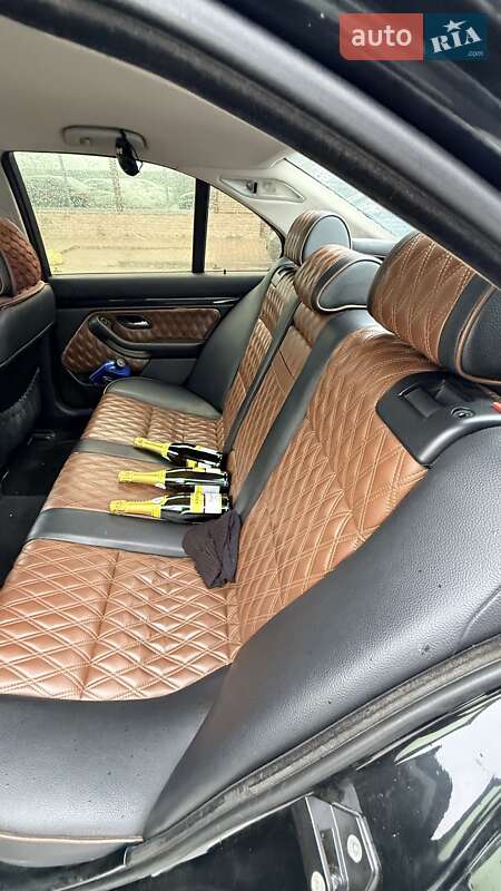 Седан BMW 5 Series 2001 в Одессе