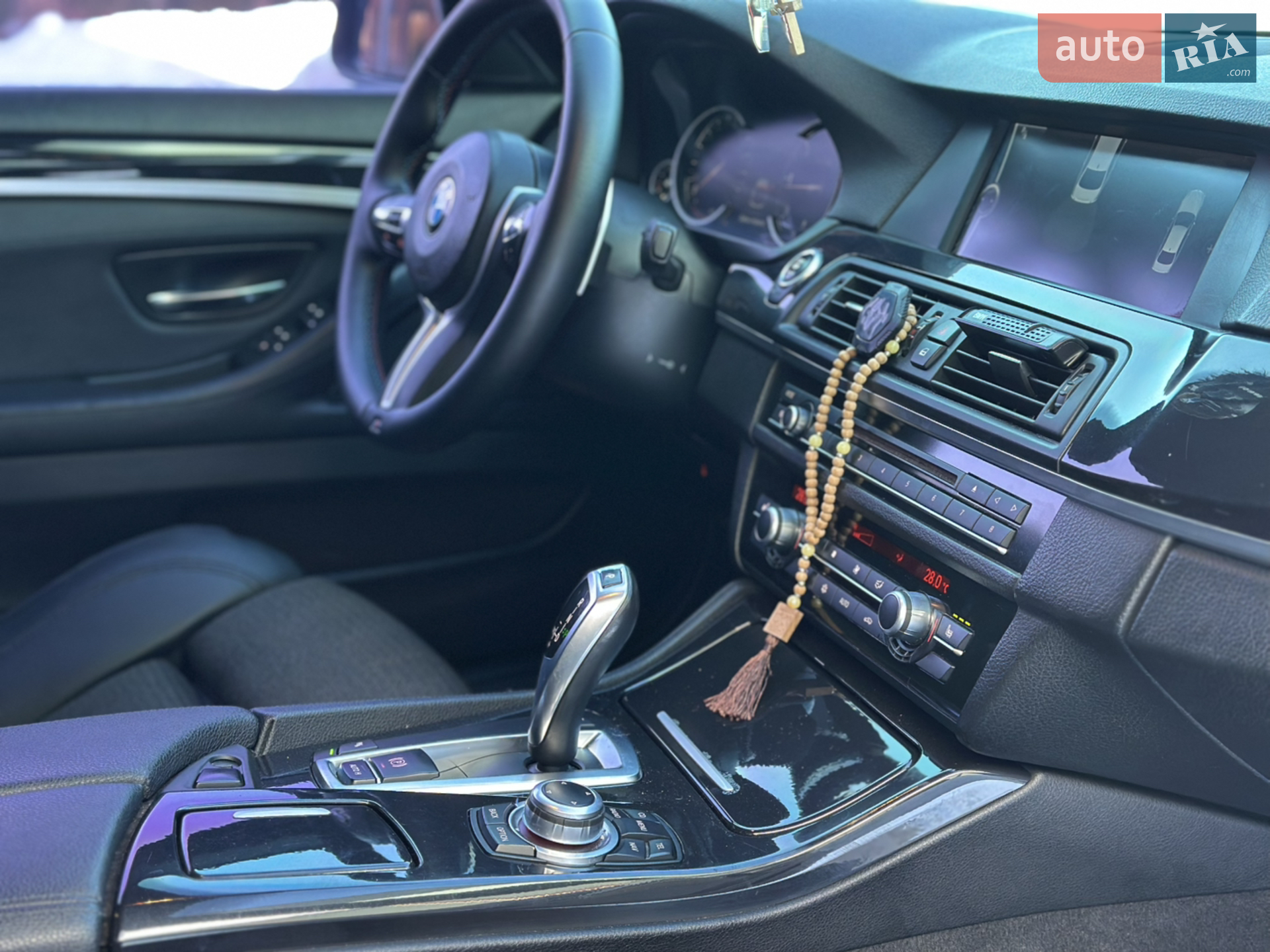 2010 BMW 5er - мініатюра 16