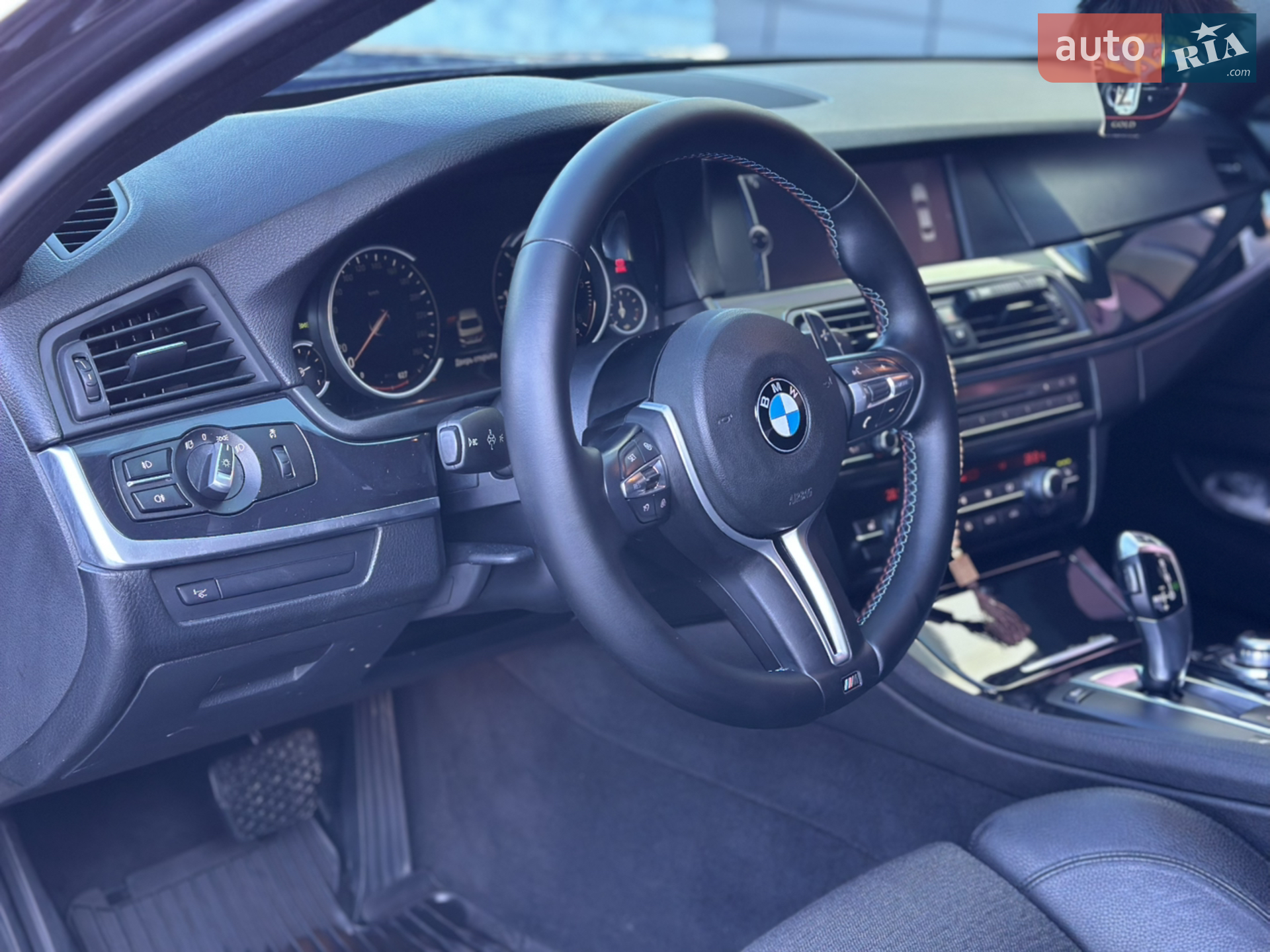 2010 BMW 5er - мініатюра 18