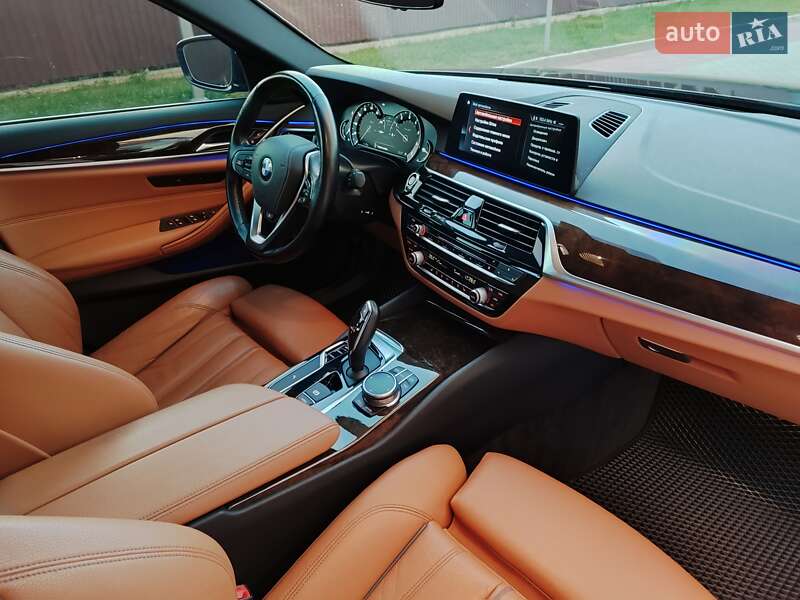 Седан BMW 5 Series 2018 в Ивано-Франковске