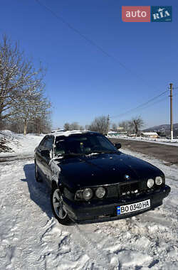Седан BMW 5 Series 1991 в Черновцах