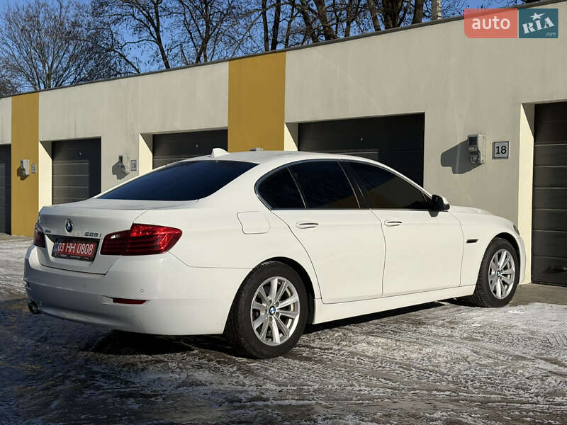 Седан BMW 5 Series 2015 в Луцке