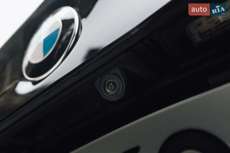 Седан BMW 5 Series 2013 в Львове