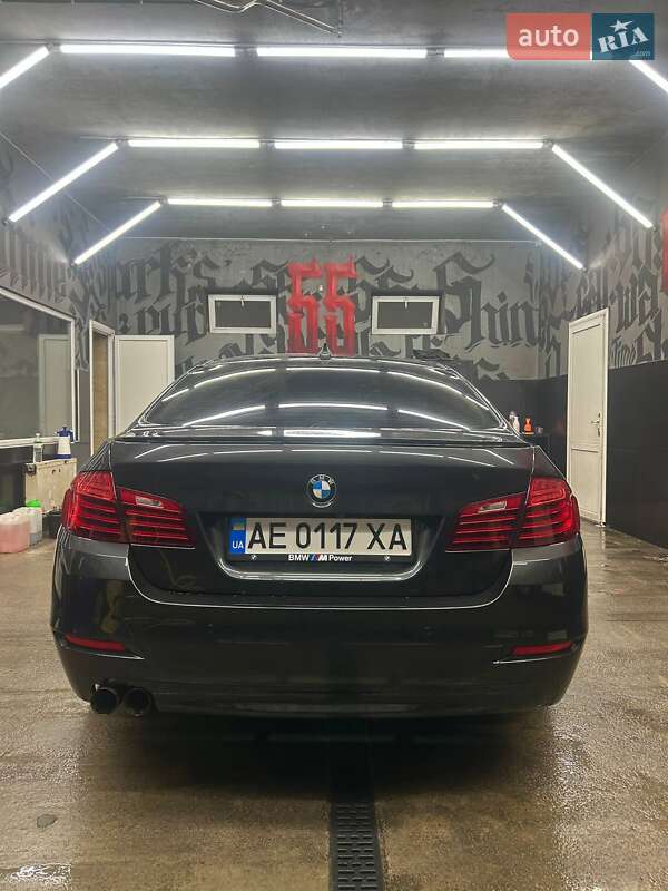 Седан BMW 5 Series 2015 в Каменском