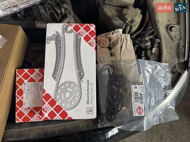 Седан BMW 5 Series 2013 в Львове