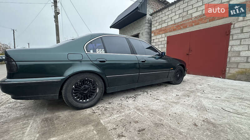 Седан BMW 5 Series 1996 в Краснограде