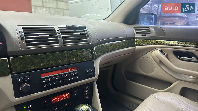 Седан BMW 5 Series 1996 в Краснограде