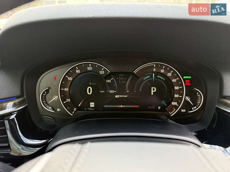 Седан BMW 5 Series 2019 в Львове