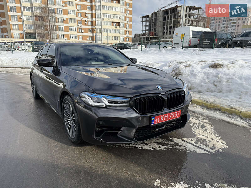 Седан BMW 5 Series 2019 в Львове