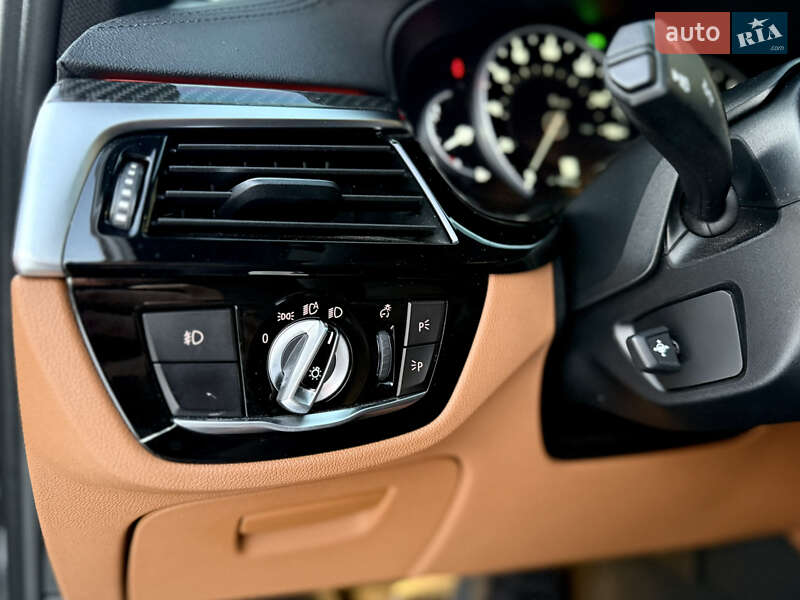 Седан BMW 5 Series 2017 в Днепре фото 12 Седан BMW 5 Series 2017 в Днепре