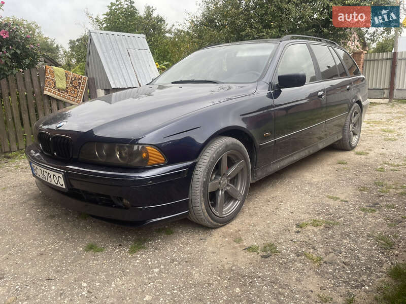 Универсал BMW 5 Series 2001 в Львове