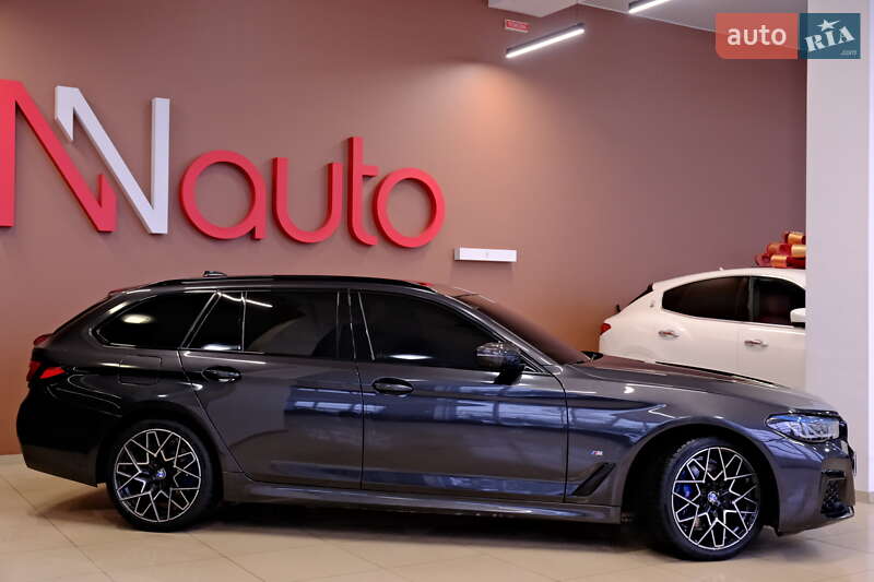 Универсал BMW 5 Series 2021 в Одессе