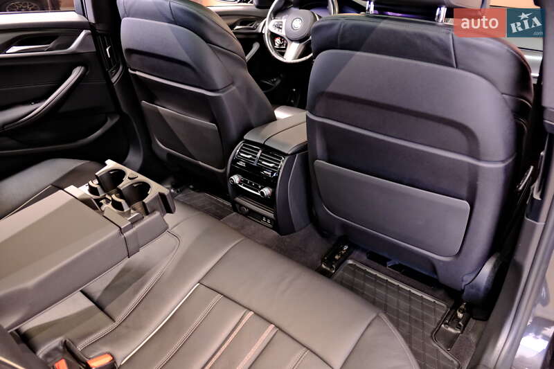 Универсал BMW 5 Series 2021 в Одессе