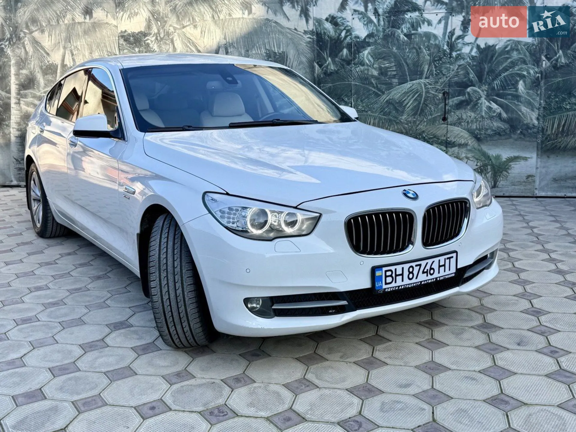BMW 5 Series, 2010