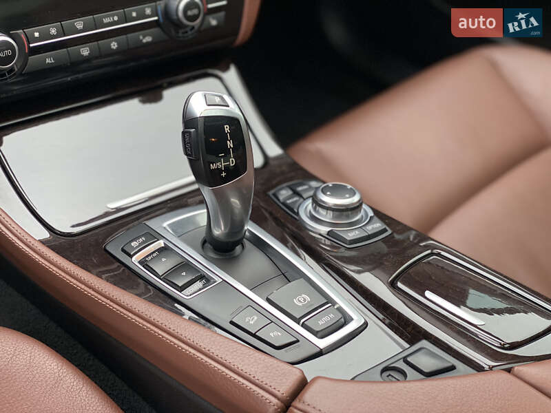 Седан BMW 5 Series 2011 в Стрые