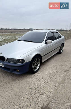 Седан BMW 5 Series 1999 в Снигиревке