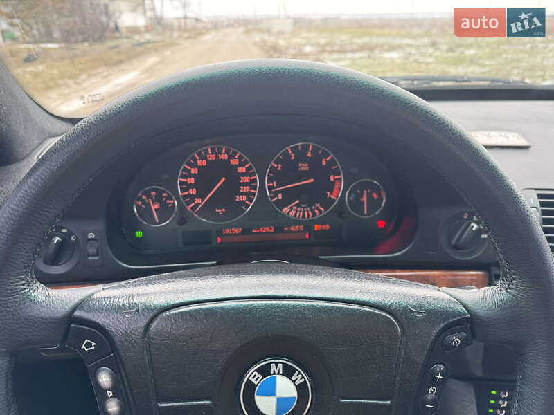 Седан BMW 5 Series 1999 в Снігурівці
