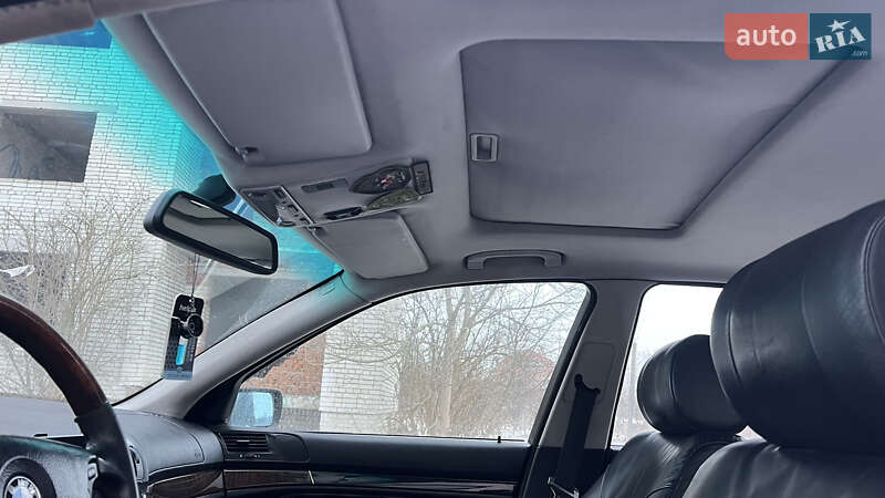 Седан BMW 5 Series 2003 в Ходорове