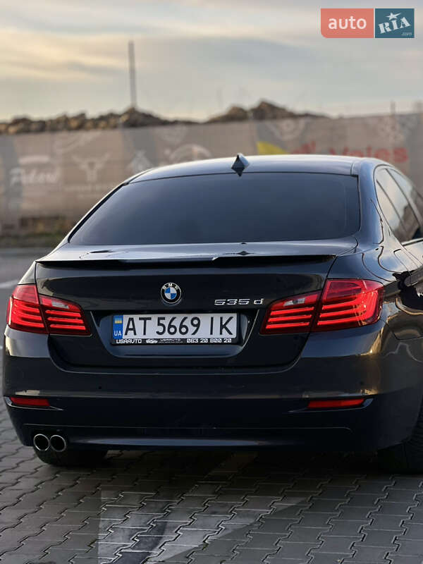 Седан BMW 5 Series 2015 в Ивано-Франковске