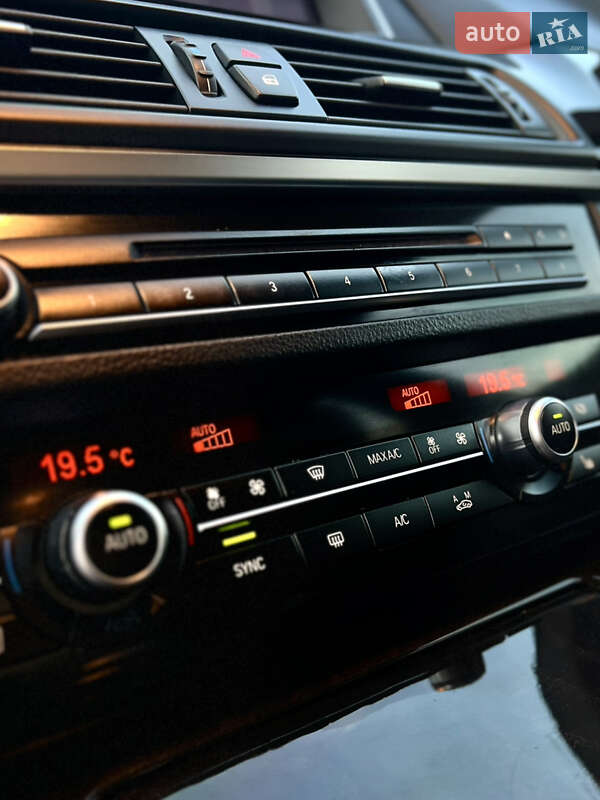 Седан BMW 5 Series 2015 в Ивано-Франковске