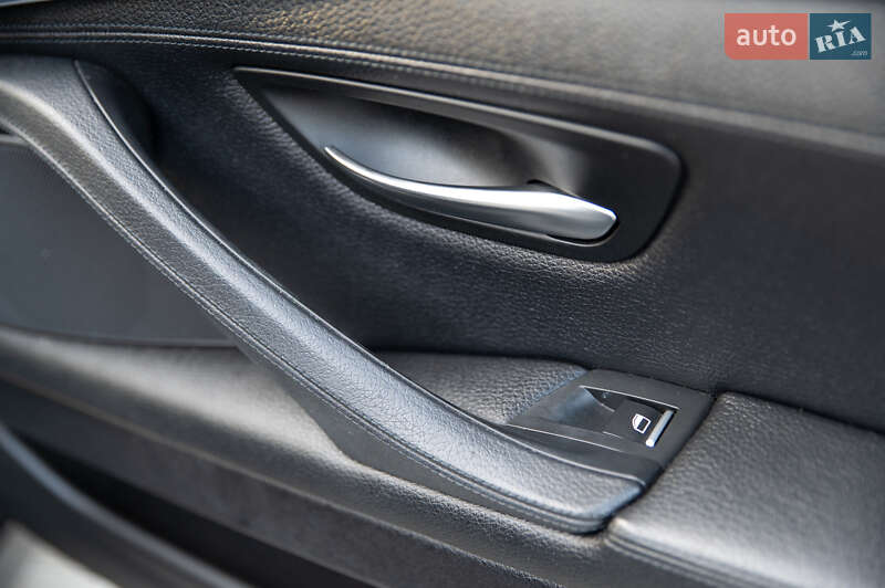 Седан BMW 5 Series 2015 в Ивано-Франковске