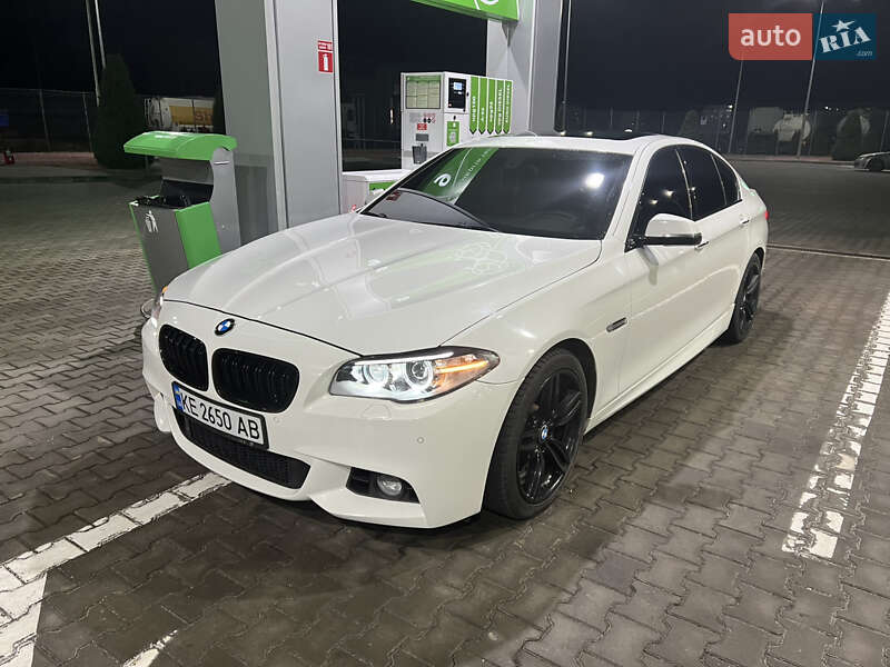 Седан BMW 5 Series 2014 в Днепре