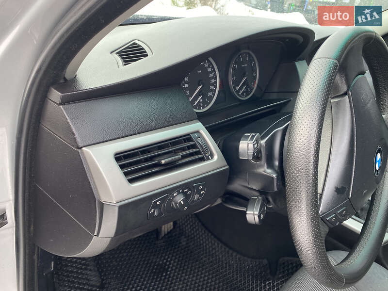 Седан BMW 5 Series 2005 в Хмельницком