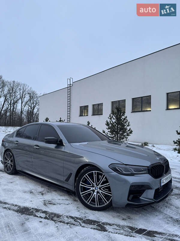 Седан BMW 5 Series 2017 в Луцке
