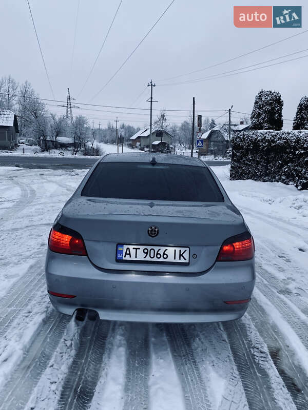 Седан BMW 5 Series 2004 в Долине