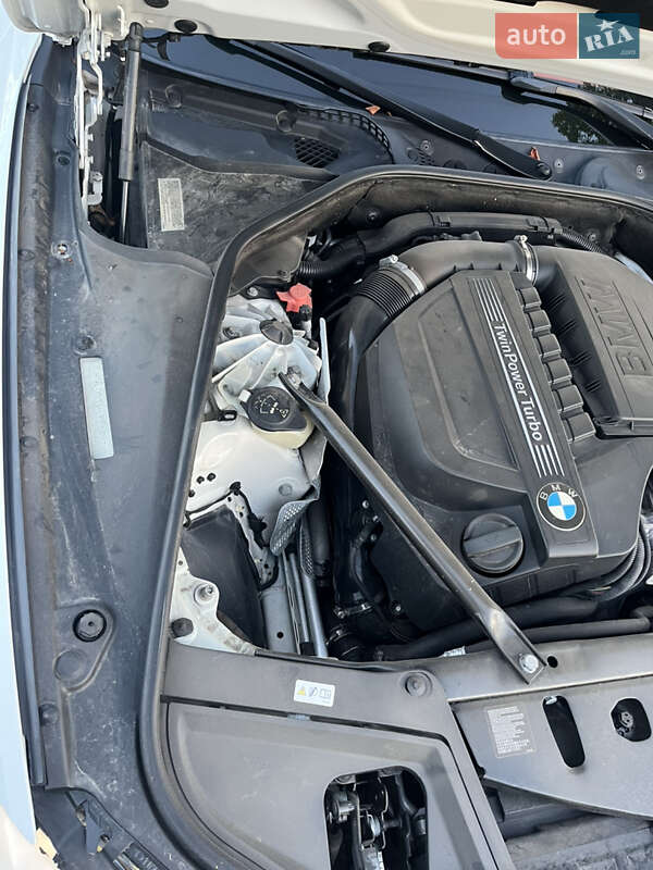 Седан BMW 5 Series 2012 в Запорожье