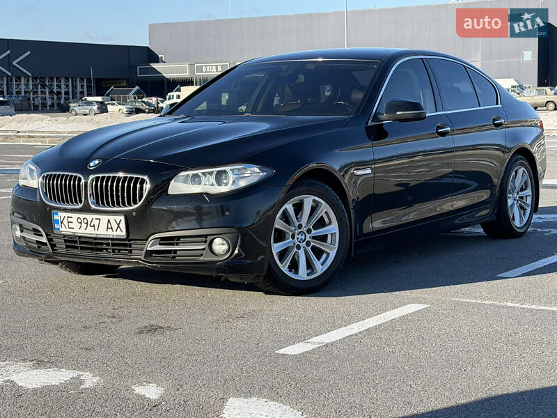 Седан BMW 5 Series 2015 в Днепре фото Седан BMW 5 Series 2015 в Днепре
