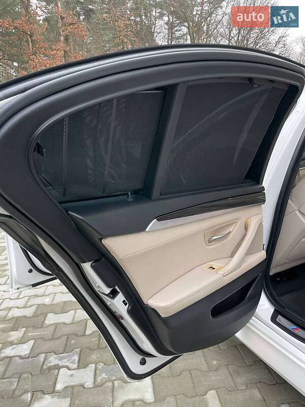Седан BMW 5 Series 2011 в Львове