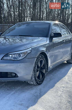 Седан BMW 5 Series 2003 в Новояворовске