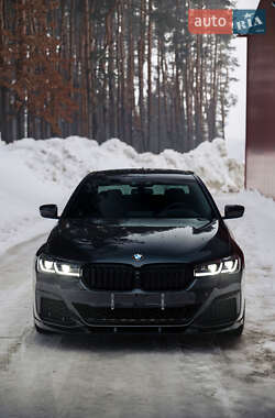 Седан BMW 5 Series 2018 в Львові