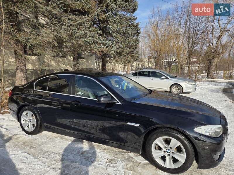Седан BMW 5 Series 2012 в Киеве