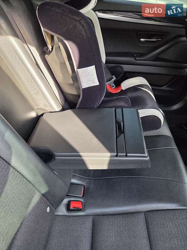 Седан BMW 5 Series 2012 в Киеве