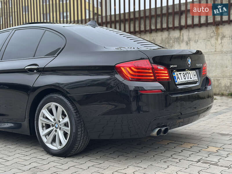 Седан BMW 5 Series 2016 в Ужгороде