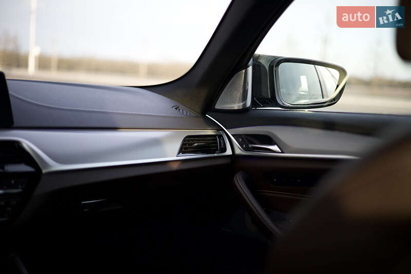 Седан BMW 5 Series 2017 в Одессе фото 37 Седан BMW 5 Series 2017 в Одессе